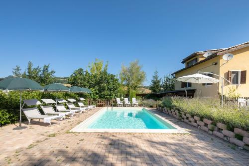 Casa OLIVA pool and relaxing in San Ginesio