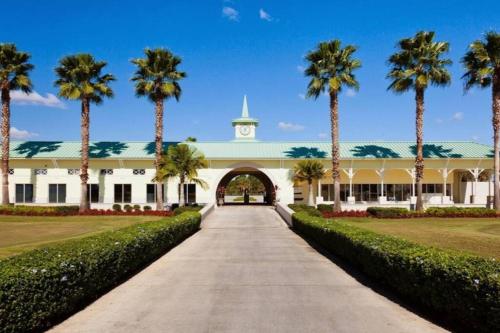 Beautiful Florida Vacation Pool House