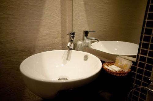 Hostal Bcn 46 - image 4
