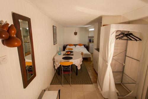  Studio Apartment Nihar, Pension in Cres