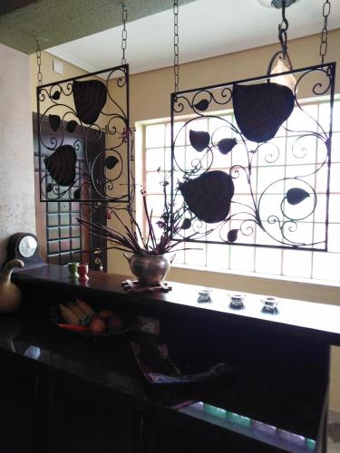 DOWN TOWN LUXURY Apartment - image 10