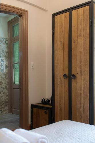 Beautiful City Suites - image 13