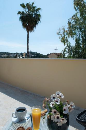 Beautiful City Suites - main image