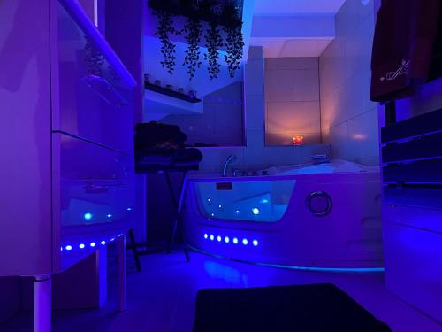 # Le 7 # Nuitée en amoureux Spa Balnéo Mulhouse centre - Location saisonnière - Mulhouse