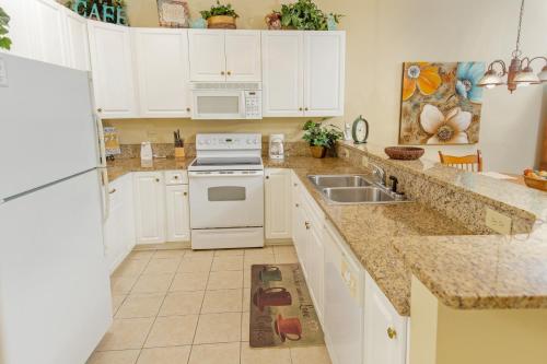 Grande Villas at World Tour Golf Resort - image 6