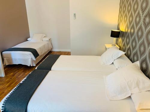 Super Balmes Guest House