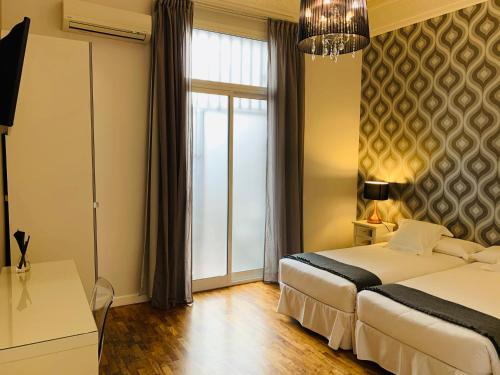 APTBCN Super Balmes Guest House - image 5