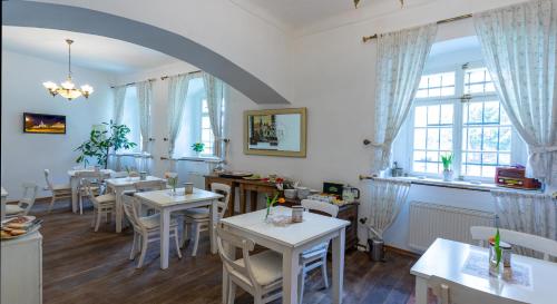 Loreta Hotel, Prague (photo 8)
