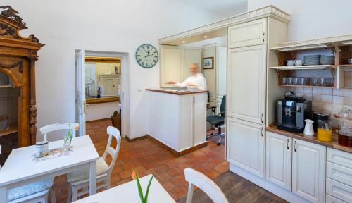 Loreta Hotel 4
