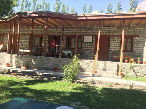 Gulmit Guest House