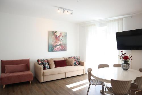  Bungalow Apartment FREE Parking & Self Check-in, Pension in Graz