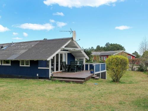 . 6 person holiday home in Hadsund