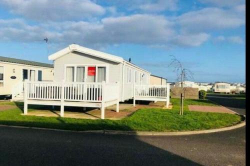 Broadlands Sands Holiday Park