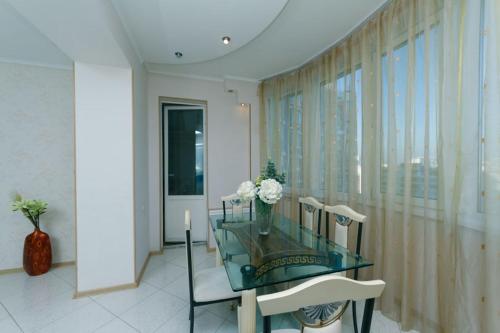 Spacious Apartments with 3 bedrooms Obolon Metro Minsk