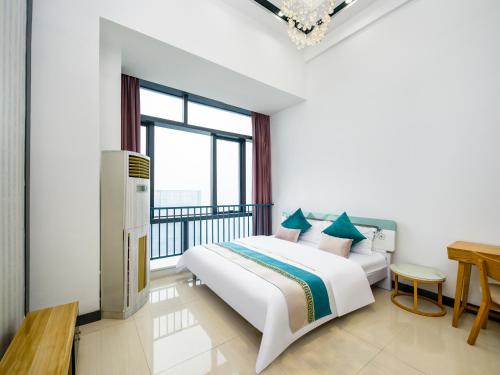 April Fair Duplex Apartment Guangzhou South Railway Station Ao Yuan Yue Shi Dai Branch