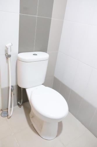 Bathroom, Gapura Residence in Semarang