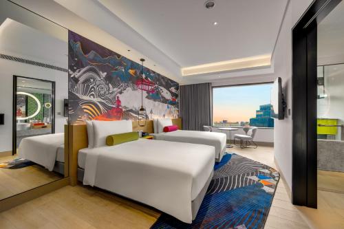 Standard Room image 2