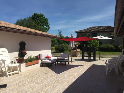 Patogumai, L'Intemporelle in Airport