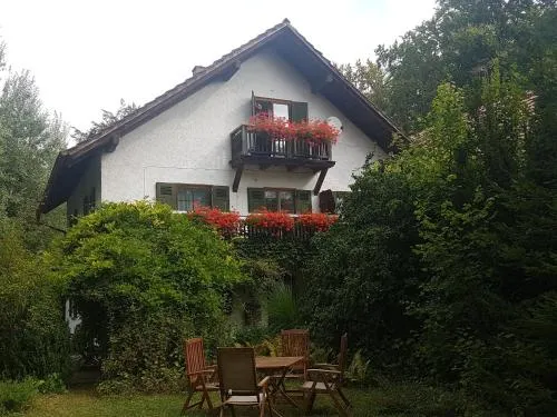 Martina's Place Bed & Breakfast in Rottenbuch, Deutschland
