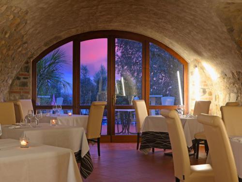 Facilities, Splendid holiday home in Soiano del lago with furnished patio in Soiano del Lago