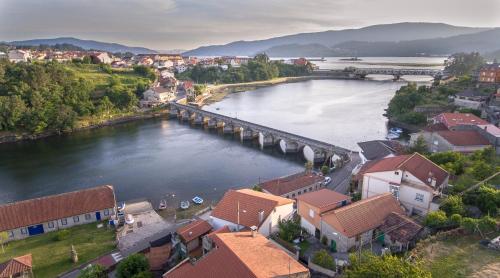 Casa rural familiar con vistas al rio en Galicia