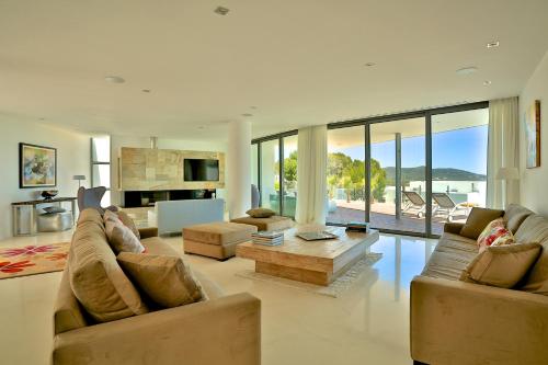 Modern Masterpiece with Private Pool Ibiza Villa 1001 - image 9