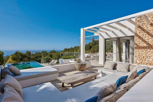 The Ultimate 5 Star Luxury Villa with Private Pool Ibiza Villa 1009 - image 6