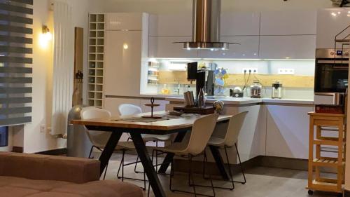 Stadtvilla Intzeplatz - Apartment Borkum, Remscheid