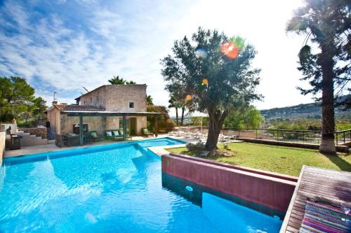 The Perfect Luxury Villa with Traditional Charm, Ibiza Villa 1012 gîte à louer Port des Torrent