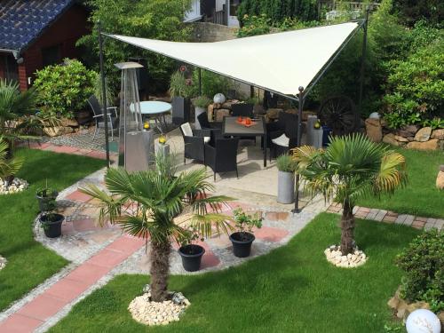 grădină, Stadtvilla Intzeplatz - Apartment Borkum in Remscheid