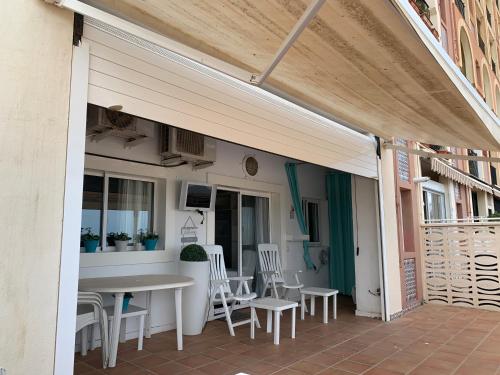 Apartamento primera línea de playa (Apartamento primera linea de playa) in 알보라야