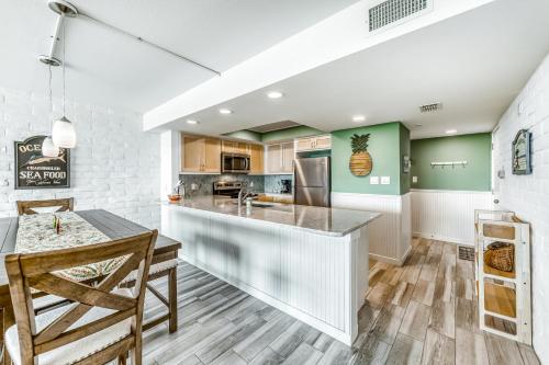 Coral Cay - image 8