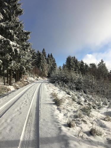 Apkārtne, Turistická Chata Pláně (Turisticka Chata Plane) in Svetla pod Jestedem