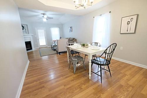 Fresh Farmhaus by Design in Augusta