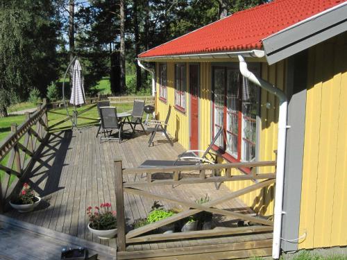 4 person holiday home in H CKSVIK