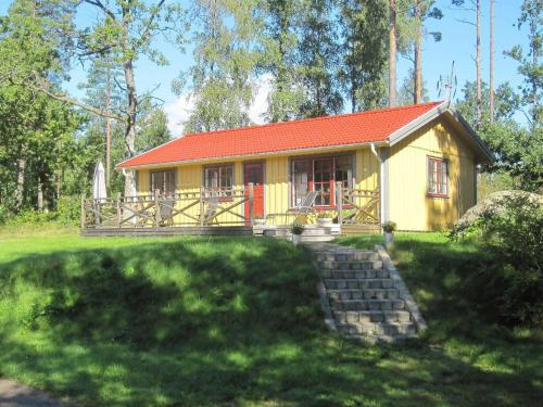 4 person holiday home in H CKSVIK