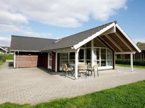 8 person holiday home in Juelsminde