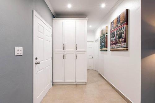 Stay Gia 2 Bedroom Apartment Steps From Long Beach