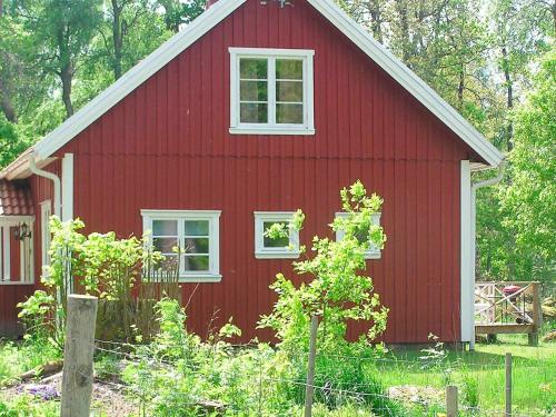 6 person holiday home in H CKSVIK