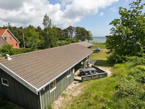  Four-Bedroom Holiday home in Nexø 12 in Snogebæk
