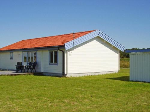  6 person holiday home in R dby in Kramnitse