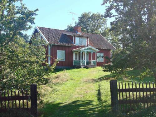 6 person holiday home in M RLUNDA - Fågelfors