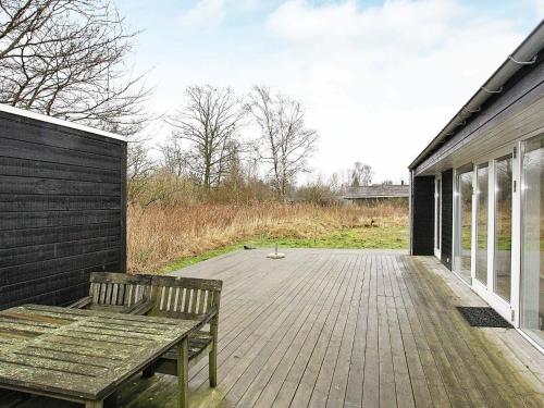 Three-Bedroom Holiday home in Hals 18 - image 5