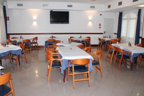 Apartaments Talayot - image 14