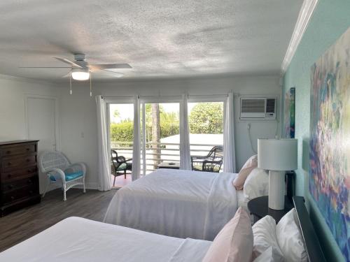 Drop Anchor Drop Anchor is a popular choice amongst travelers in Islamorada (FL), whether exploring or just passing through. Offering a variety of facilities and services, the property provides all you need for a