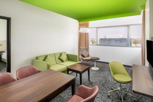 Park Inn by Radisson, Riyadh - image 4