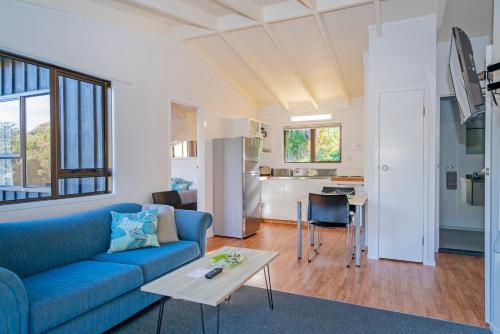 2 bedrooms, 4 beds