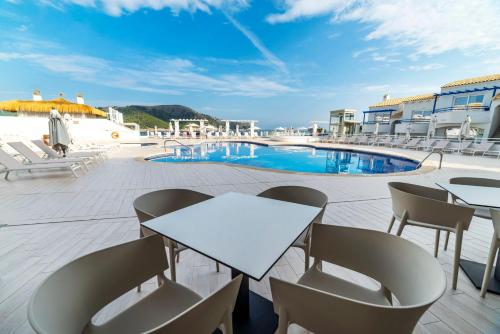 Parque Nereida Suites Hotel - image 11