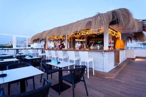 Parque Nereida Suites Hotel - image 10