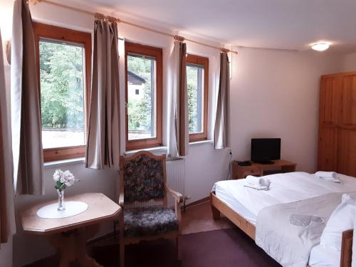 Junior Suite with Balcony (2 Adults)